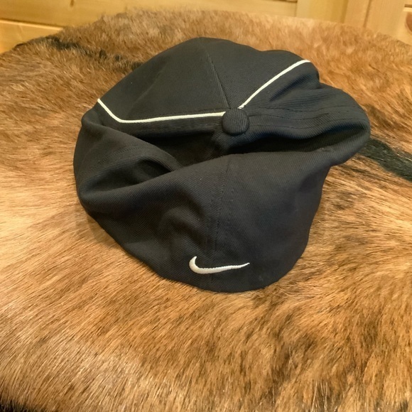 Nike Golf cap “NIKEGOLF” unisex EUC - Picture 5 of 6